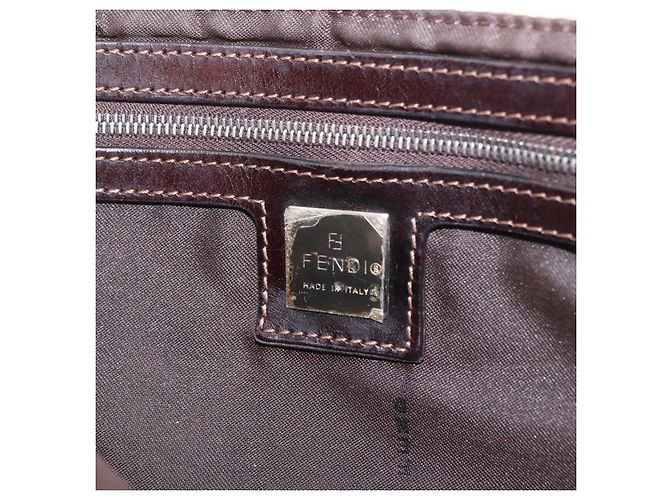 Sac à épaule FENDI Zucca Canvas Mamma Baguette Ivory Silver Auth 205920 Argenté Écru - vue 28