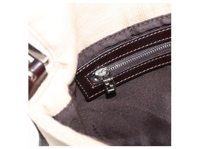 Sac à épaule FENDI Zucca Canvas Mamma Baguette Ivory Silver Auth 205920 Argenté Écru - vue 31