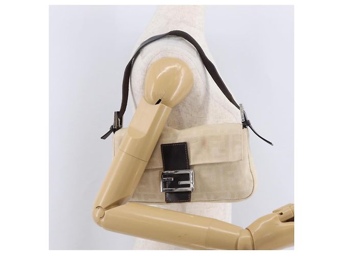 Sac à épaule FENDI Zucca Canvas Mamma Baguette Ivory Silver Auth 205920 Argenté Écru - vue 33