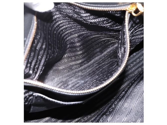 Bolso de mano PRADA de cuero 2way Negro Tono Dorado Auth 207702V - vista 23