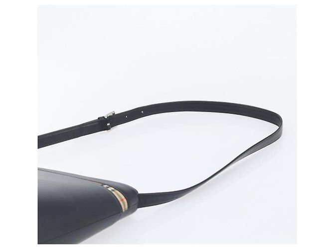 Sac à bandoulière BURBERRY en cuir noir argent Auth 206789A Argenté - vue 8