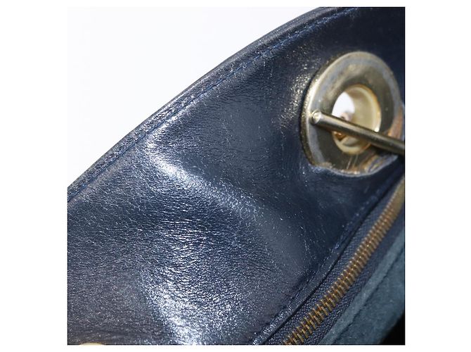 MCM Vicetos Logogram Chain Tote Bag PVC Leather White Gold Auth 202498 Tragetasche Weiß Golden - Ansicht 10