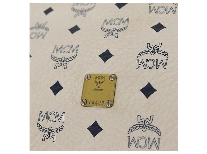 MCM Vicetos Logogram Chain Tote Bag PVC Leather White Gold Auth 202498 Tragetasche Weiß Golden - Ansicht 12