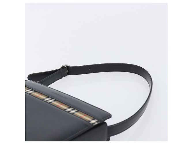 Borsa a tracolla BURBERRY in pelle nera e argento Auth 206797A Nero - vista 14