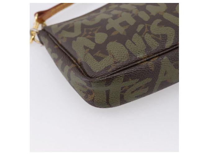 LOUIS VUITTON Monogram Graffiti Pochette Accessoires Khaki M92191 Auth 207561A Cachi Monogramma - vista 16