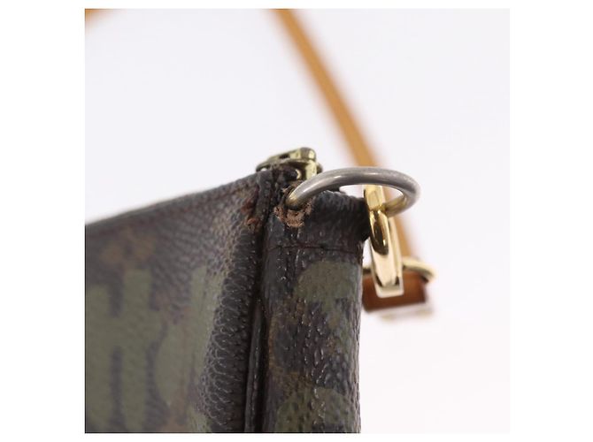LOUIS VUITTON Monogram Graffiti Pochette Accessoires Khaki M92191 Auth 207561A Cachi Monogramma - vista 9