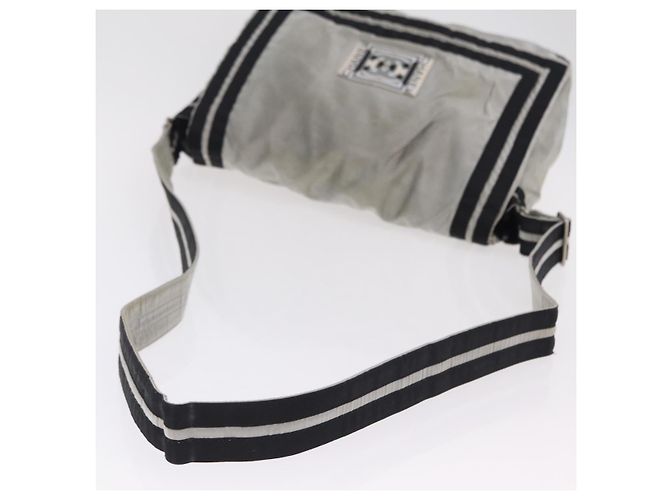 CHANEL Chanel Sports Messenger Bag Nylon Silver CC Auth bs37405 Argento - vista 9