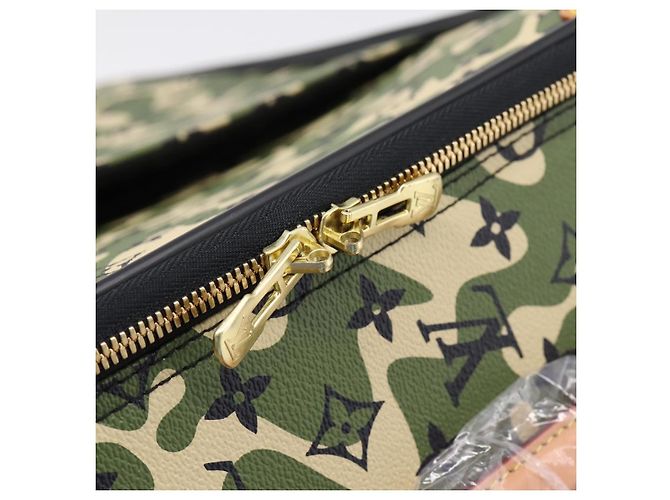 LOUIS VUITTON Monogram Camouflage Takashi Murakami Pegas 60 M23333 Auth 181653SM - vista 23