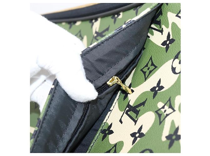 LOUIS VUITTON Monogram Camouflage Takashi Murakami Pegas 60 M23333 Auth 181653SM - vista 35