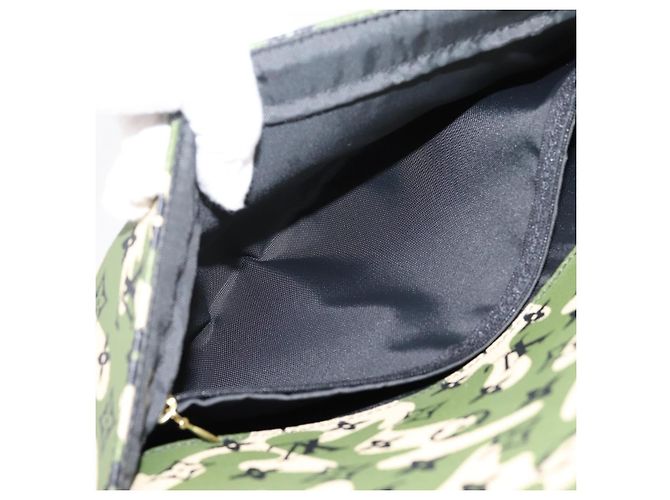 LOUIS VUITTON Monogram Camouflage Takashi Murakami Pegas 60 M23333 Auth 181653SM - vista 36