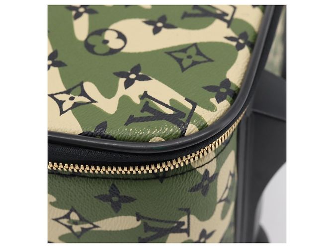 LOUIS VUITTON Monogram Camouflage Takashi Murakami Pegas 60 M23333 Auth 181653SM - vista 9