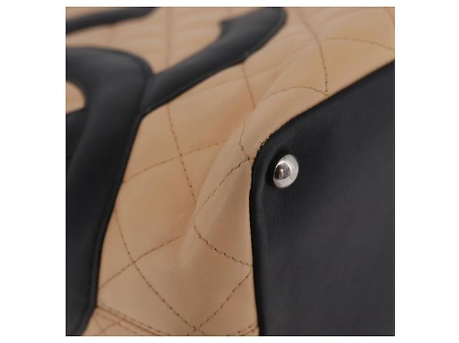 CHANEL Cambon Line Matelasse Tote Bag aus Leder Beige Silber CC Auth 206839V - Ansicht 8