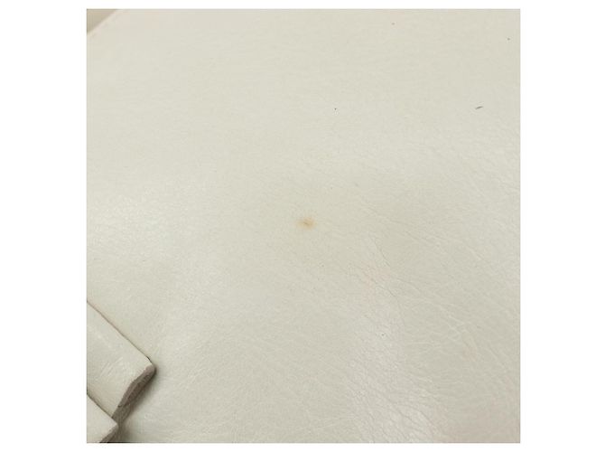 Borsa a mano Miu Miu in pelle bianca e oro Auth hk4200V Bianco D'oro - vista 9