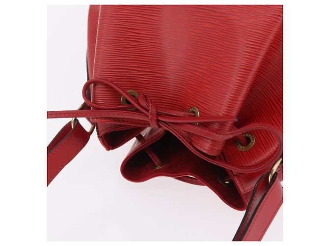 LOUIS VUITTON Borsa a tracolla Petit Noe Epi Rossa M44107 LV Auth 206418A Rosso - vista 6
