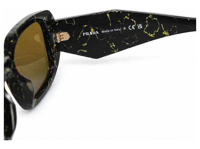 Prada, occhiali da sole SPR 17W-F con stampa marmo Nero Giallo - vista 8