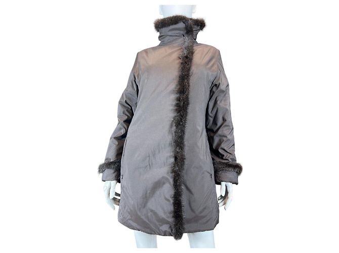 Loro Piana Abrigo Acolchado Marrón con Ribete de Visón Castaño - vista 2