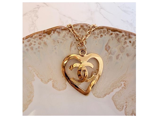 Collana Chanel Vintage Heart CC D'oro - vista 4
