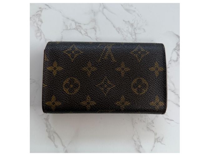 Louis Vuitton Monogram Canvas Zippy Wallet Brown - view 2