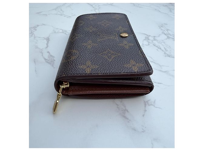 Louis Vuitton Monogram Canvas Zippy Wallet Brown - view 6