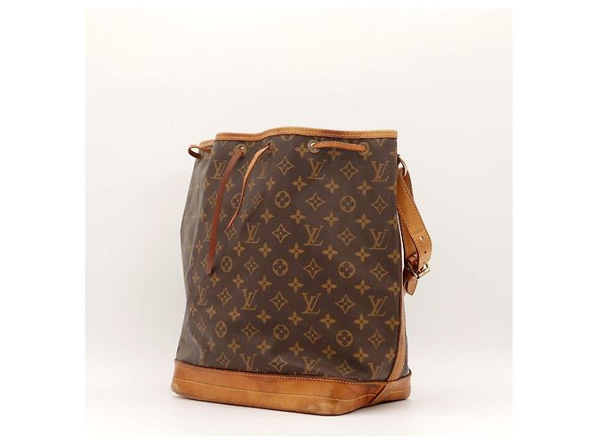 Bolsa de Balde Louis Vuitton Monogram Noe Marrom - vista 2