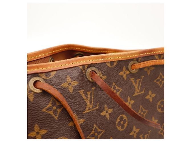 Bolsa de Balde Louis Vuitton Monogram Noe Marrom - vista 6
