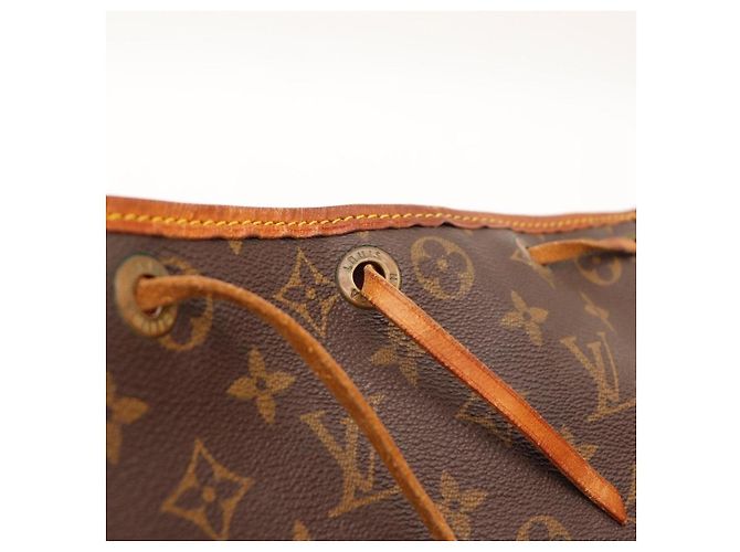 Bolso Bucket Louis Vuitton Monogram Noe Castaño Monograma - vista 6