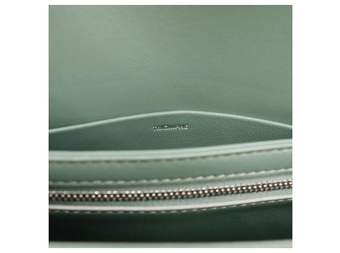 Céline Celine Triomphe Schultertasche aus grünem Leder - Ansicht 10