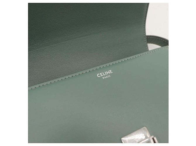 Céline Celine Triomphe Schultertasche aus grünem Leder - Ansicht 9