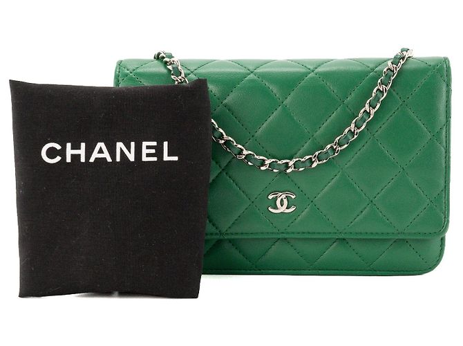 CHANEL - Borsa a tracolla Wallet On Chain Classique/Timeless in pelle liscia verde - vista 9