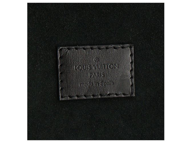 LOUIS VUITTON - Sac à bandoulière Cannes Louis Vuitton en toile enduite monogrammée reverse Marron - vue 8