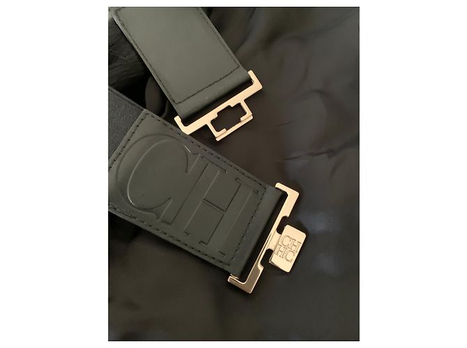 Chaleco de pelo negro Carolina Herrera con cinturón - vista 4