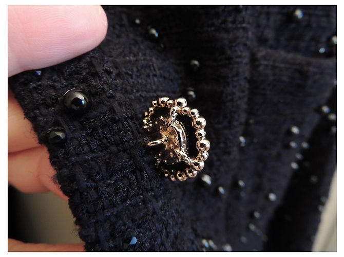 Chanel Tweedjacke Schwarz CC-Logo Perlen Größe 44 - Ansicht 8