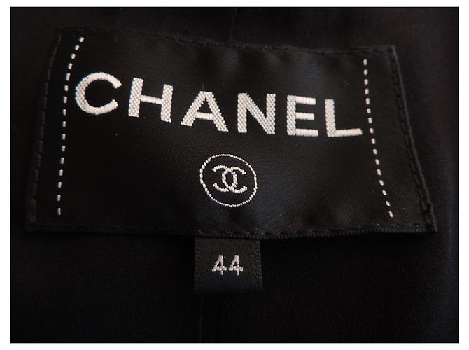 Chanel Tweedjacke Schwarz CC-Logo Perlen Größe 44 - Ansicht 9