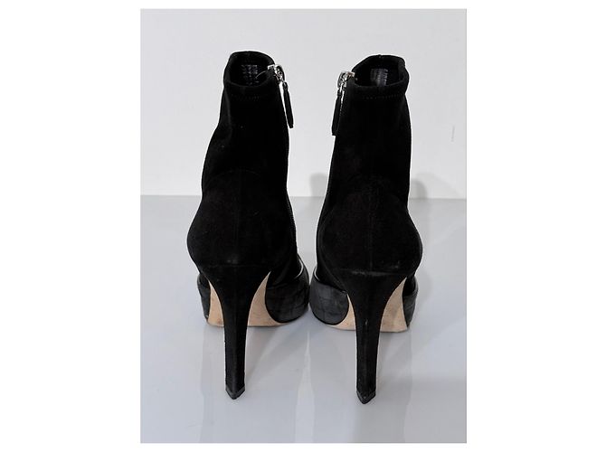 Botines Chanel en ante negro y piel acolchada gris - vista 4