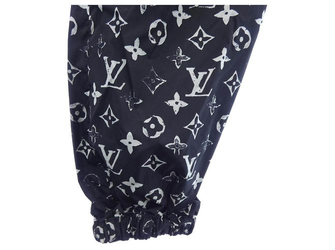 Pantalon de jogging Louis Vuitton Monogram effet stencil Noir - vue 5