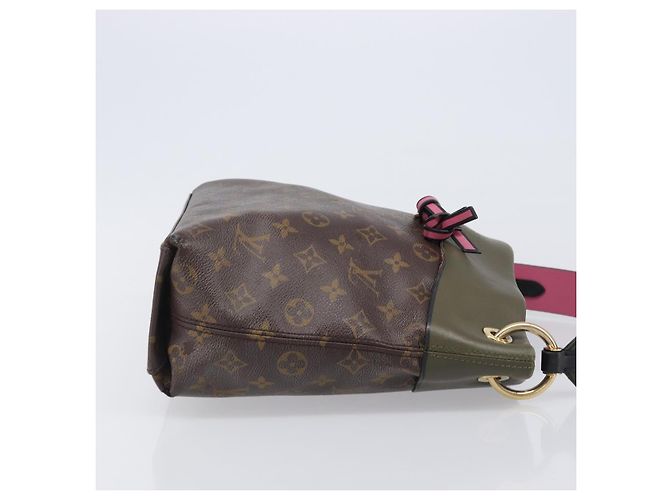 LOUIS VUITTON Bolsa de Ombro Monogram Tuile Reevess M43159 LV - vista 3