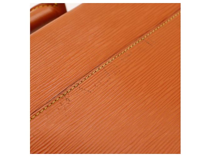 Pasta Louis Vuitton em couro Epi Marrom - vista 11