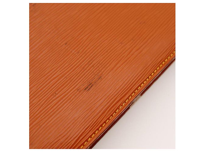 Pasta Louis Vuitton em couro Epi Marrom - vista 12