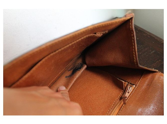 Louis Vuitton Pochette Florentine Monogram Castaño Monograma - vista 10
