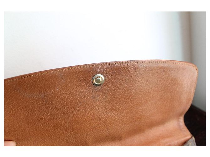 Louis Vuitton Pochette Florentine Monogram Castaño Monograma - vista 8
