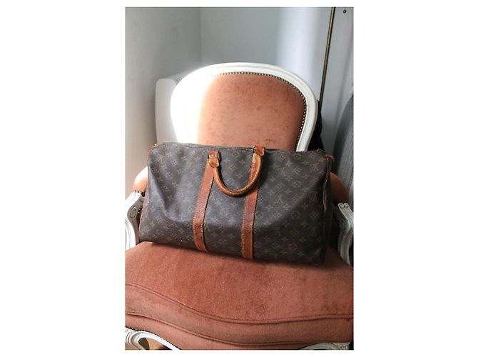 Louis Vuitton Keepall 45 en lona Monogram y cuero Castaño Monograma - vista 4