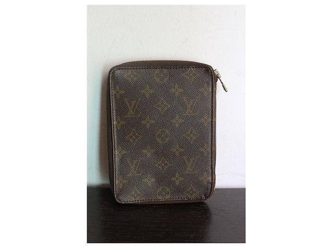 Louis Vuitton Funda Cuaderno Monogram Castaño - vista 2
