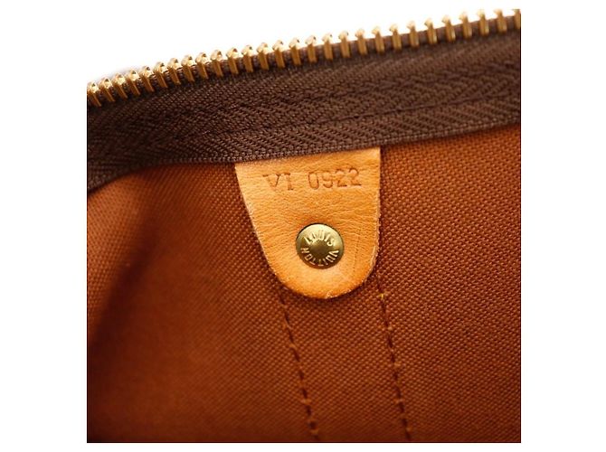 Bolso de viaje Louis Vuitton Keepall 55 Monogram Canvas Castaño Monograma - vista 7