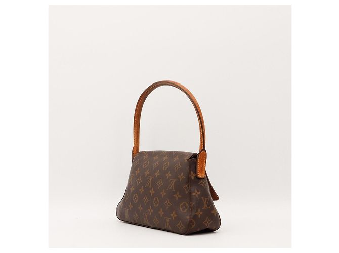 Bolso Pochette Accessoires de lona Monogram Louis Vuitton Castaño - vista 4