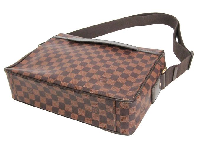 Bolso Messenger Louis Vuitton Damier Shelton MM Castaño Damier ebene - vista 2
