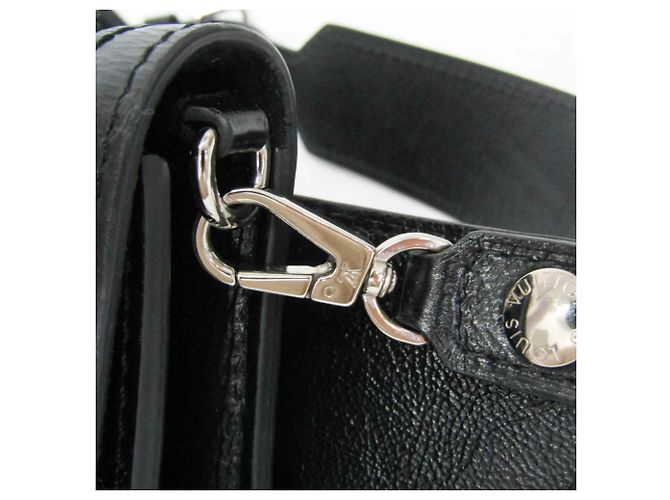 Louis Vuitton Monogram Giant Reverse Bumbag Dauphine M67696 Castaño Negro Beige - vista 11
