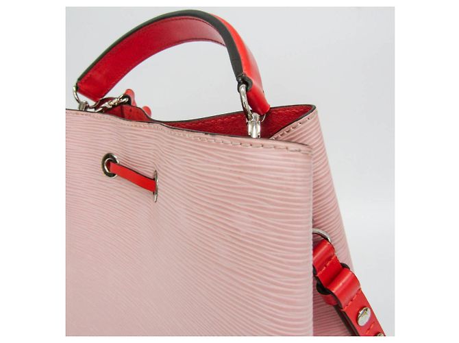 Néonoé Sac à main Louis Vuitton Epi Neonoe Rose Rouge - vue 11