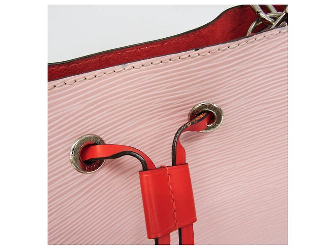 Néonoé Sac à main Louis Vuitton Epi Neonoe Rose Rouge - vue 9