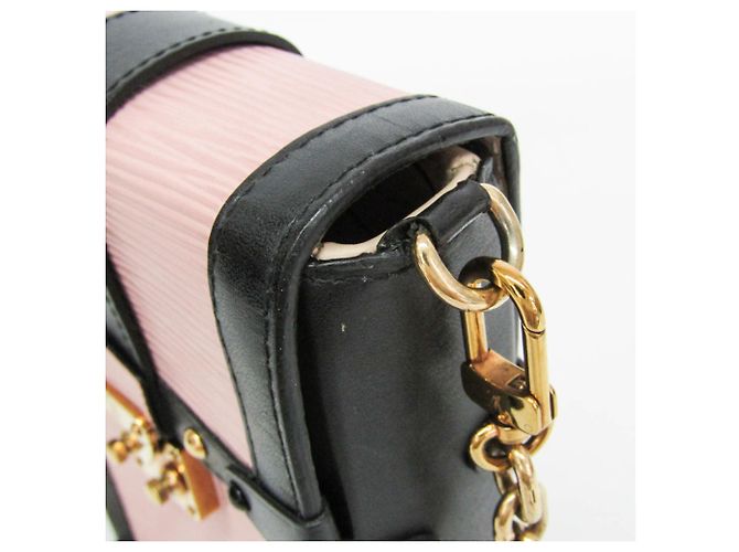 Louis Vuitton Epi Trunk Vertical M67872 Borsa a tracolla da donna Nero Rosa - vista 13