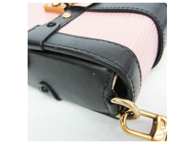 Louis Vuitton Epi Trunk Vertical M67872 Borsa a tracolla da donna Nero Rosa - vista 6